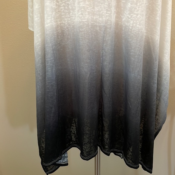 G.I.L.I. Dip Dye Kimono Open Front - Picture 6 of 7